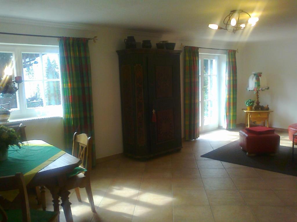Wagner Haeusl Apartman Saalbach-Hinterglemm Szoba fotó